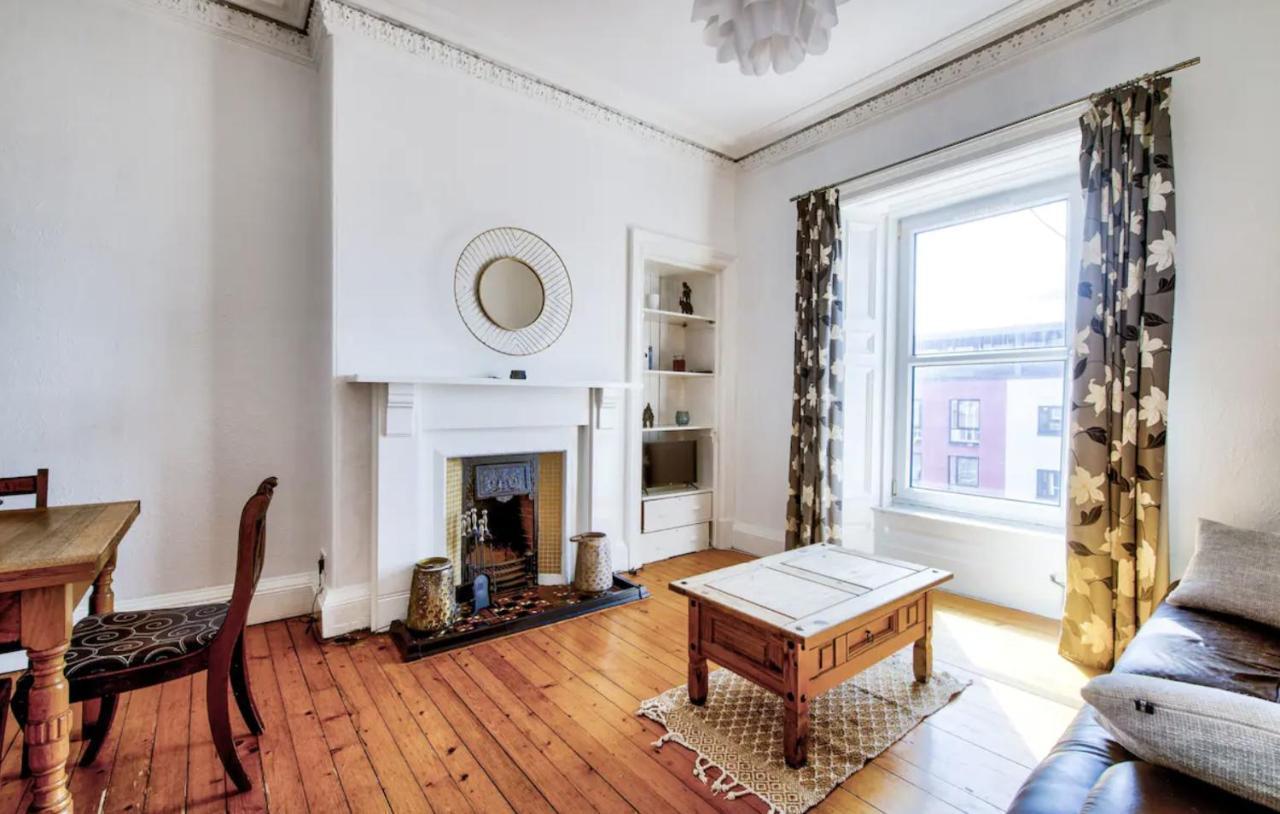 Entire Period Flat By City Centre Edinburgh Eksteriør bilde