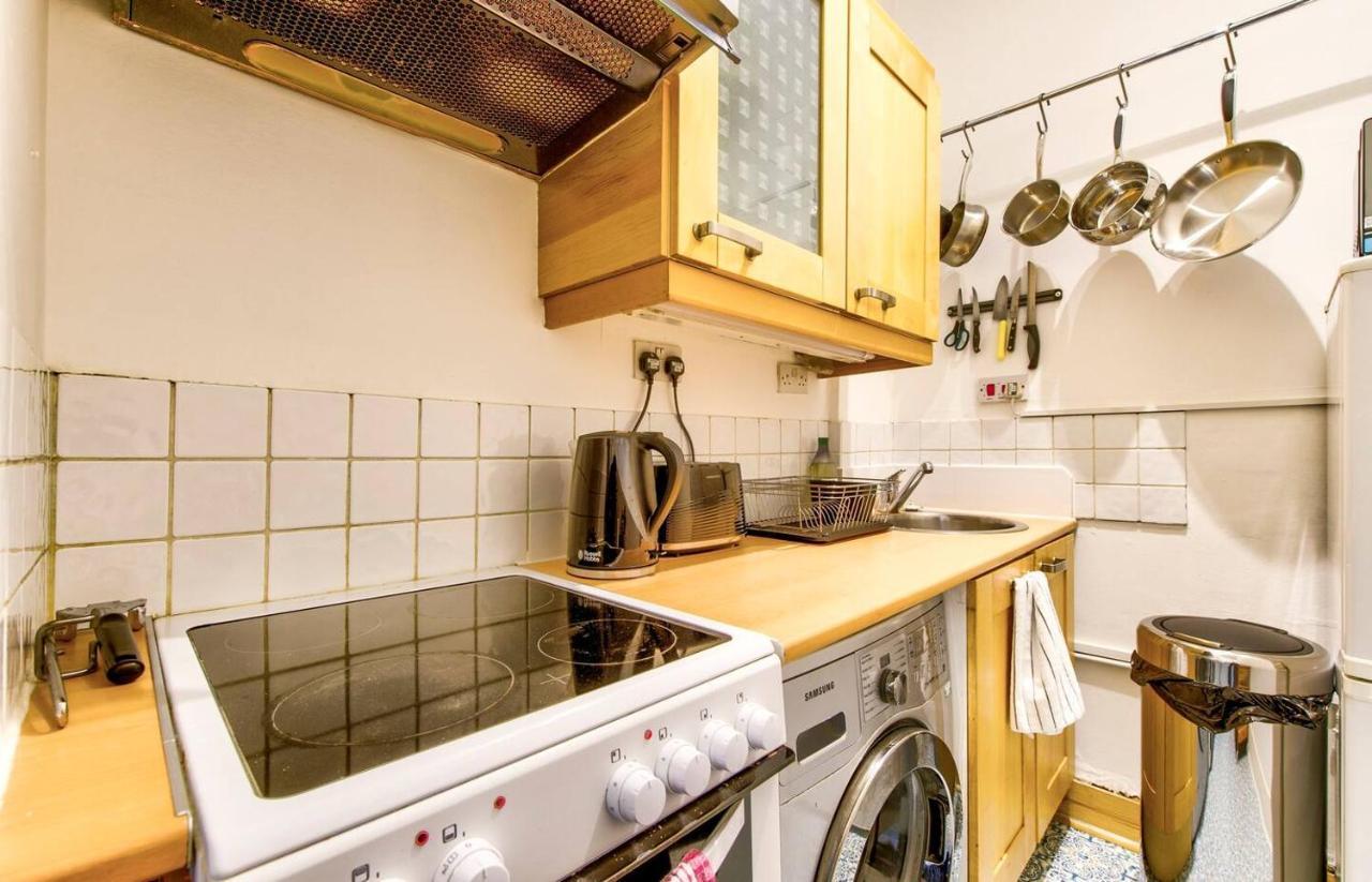 Entire Period Flat By City Centre Edinburgh Eksteriør bilde