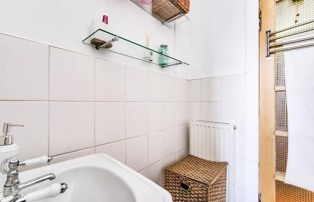 Entire Period Flat By City Centre Edinburgh Eksteriør bilde