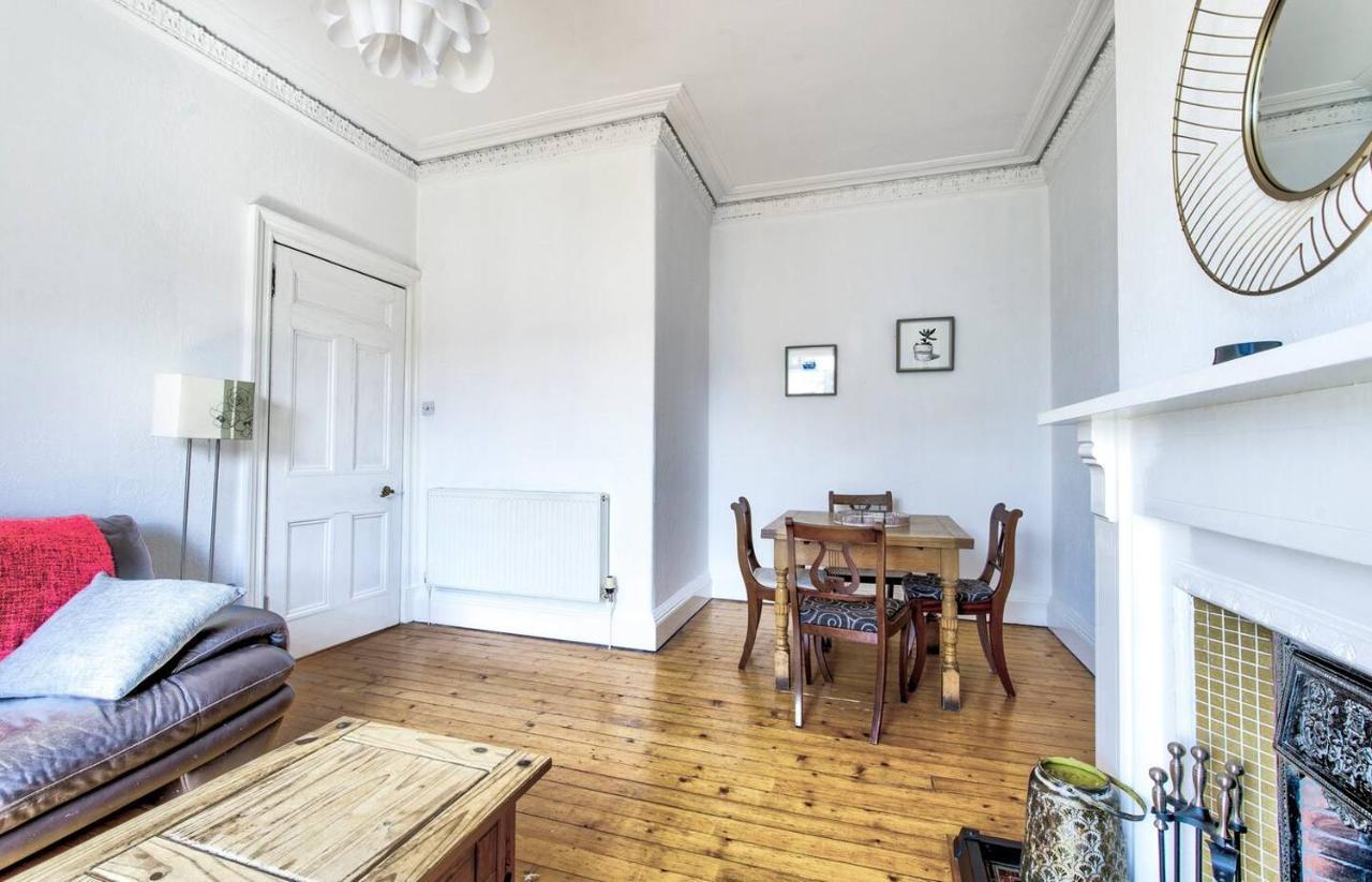 Entire Period Flat By City Centre Edinburgh Eksteriør bilde